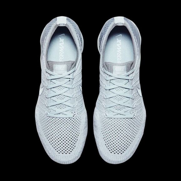 Nike Air Vapormax Flyknit Platinum Gray Running Athletic Shoes Size 7.5 - Picture 4 of 16